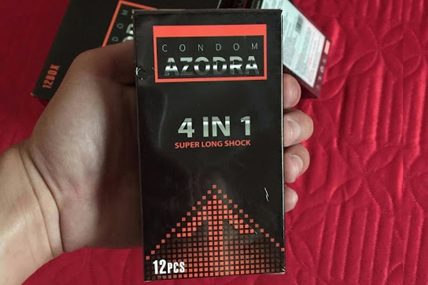 Bao cao su Azodra 4 in 1 được nhiều quý ông săn đón Bao cao su Azodra 4 in 1 được nhiều quý ông săn đón