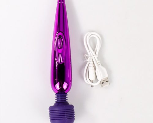 Sản phẩm đi kèm cáp sạc USB tiện lợi