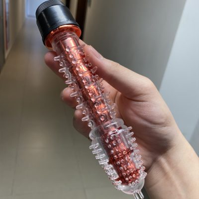 Dương vật giả cầm tay có gai