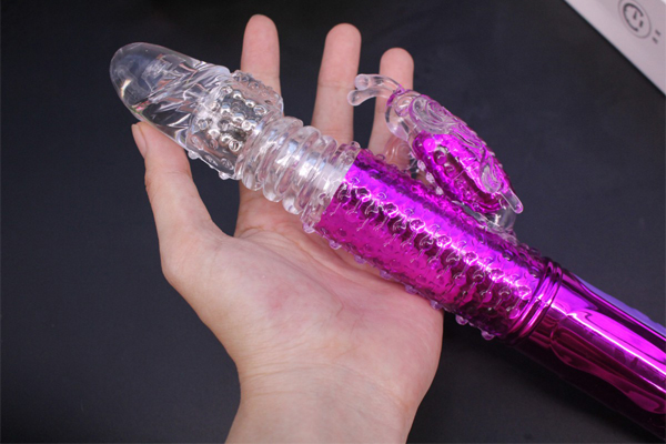 Sản phẩm được thiết kế độc đáo với cành bướm kích thích bên ngoài