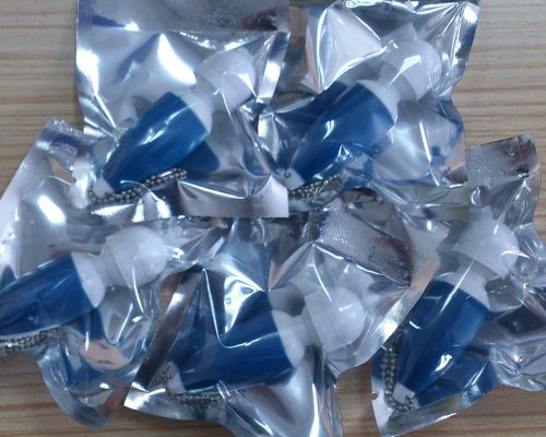 Sản phẩm được đóng trong túi zip cẩn thận Sản phẩm được đóng trong túi zip cẩn thận