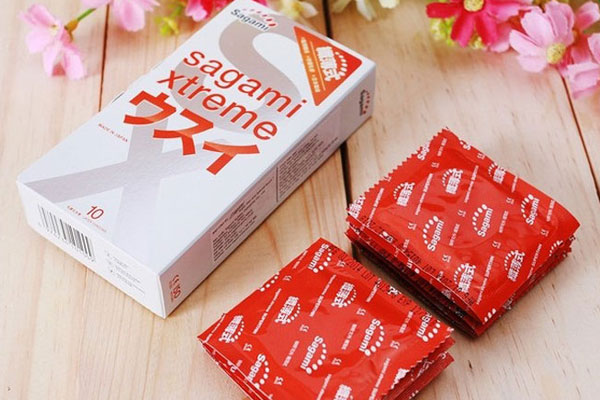 Bao cao su siêu mỏng Sagami Xtreme Superthin hộp 10 chiếc