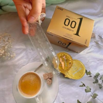 Bao cao su OLO 0.01 vàng (hộp 10 chiếc)
