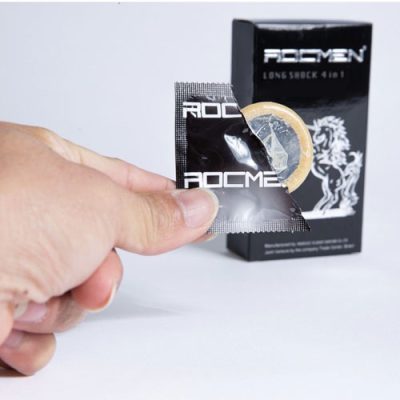 Bao cao su Rocmen đen (hộp 12 chiếc)