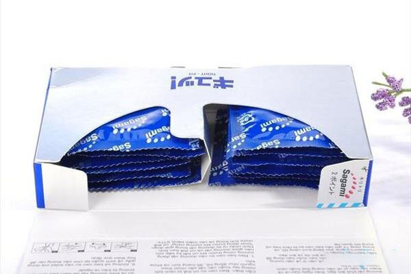 Bao được bổ sung thêm nhiều gel bôi trơn giúp quá trình quan hệ trơn tru và mượt mà hơn.