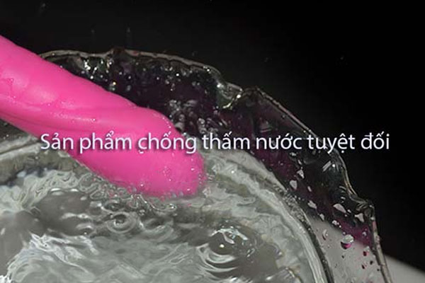Chống nước hiệu quả nên chị em có thể thỏa thích mây mưa trong nhà tắm
