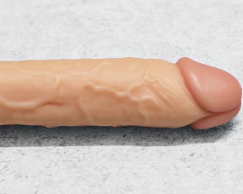 Dương vật giả King Size với những đường gân mạnh mẽ