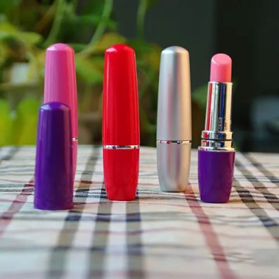 Trứng rung ngụy trang son môi Lip Eye