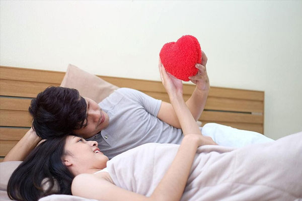 Hôn vùng kín giúp kéo dài cuộc yêu trở lên hiệu quả hơn. Hôn vùng kín giúp kéo dài cuộc yêu trở lên hiệu quả hơn.