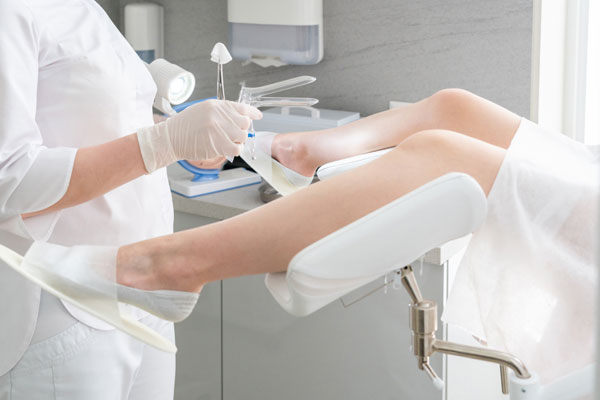 Nên kiểm tra và thăm khám phụ khoa định kỳ Nên kiểm tra và thăm khám phụ khoa định kỳ