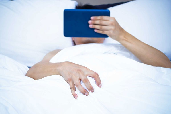 Di tinh là hiện tượng tinh dịch rò rỉ mà không có sự kích thích hoặc cực khoái. Di tinh là hiện tượng tinh dịch rò rỉ mà không có sự kích thích hoặc cực khoái.